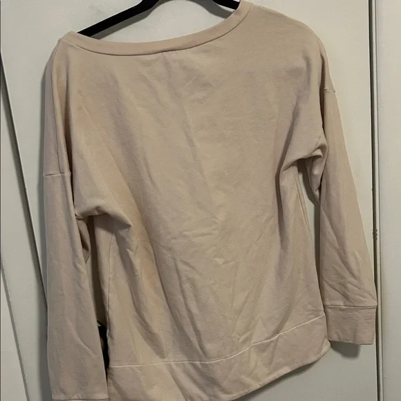 Hanro Women's Light Pink Sweatshirt - Picture 3 of 3